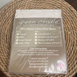 100% Organic Cotton Fitted Sheets for a Portable Crib